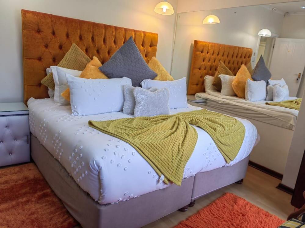 Obaa Sima Guest House Ουμτάτα Εξωτερικό φωτογραφία