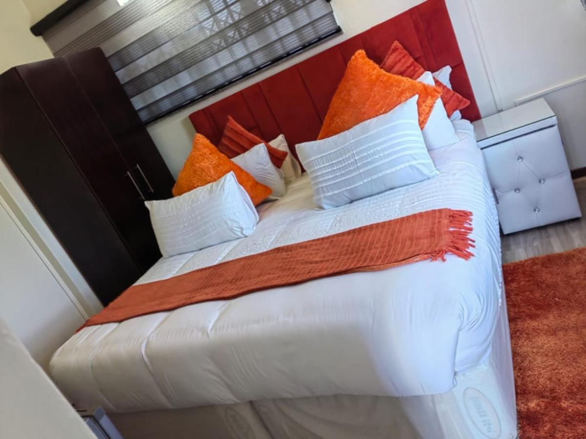 Obaa Sima Guest House Ουμτάτα Εξωτερικό φωτογραφία