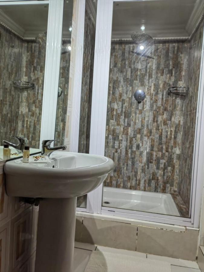 Obaa Sima Guest House Ουμτάτα Εξωτερικό φωτογραφία